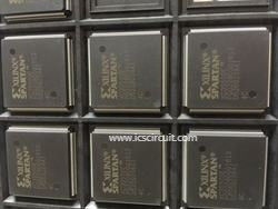 Обломок 130 MHz Programmable IC врезал вентильные матрицы поля Virtex™-E 1.8v